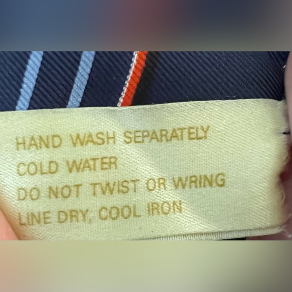 Vtg Scarf plaid Acetate Twill Water Repellent Multicolored Striped Rolled Edges - Picture 3 of 9